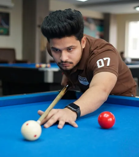 Realistic Billiards Player Portrait Prompt for AI - Generated image 1