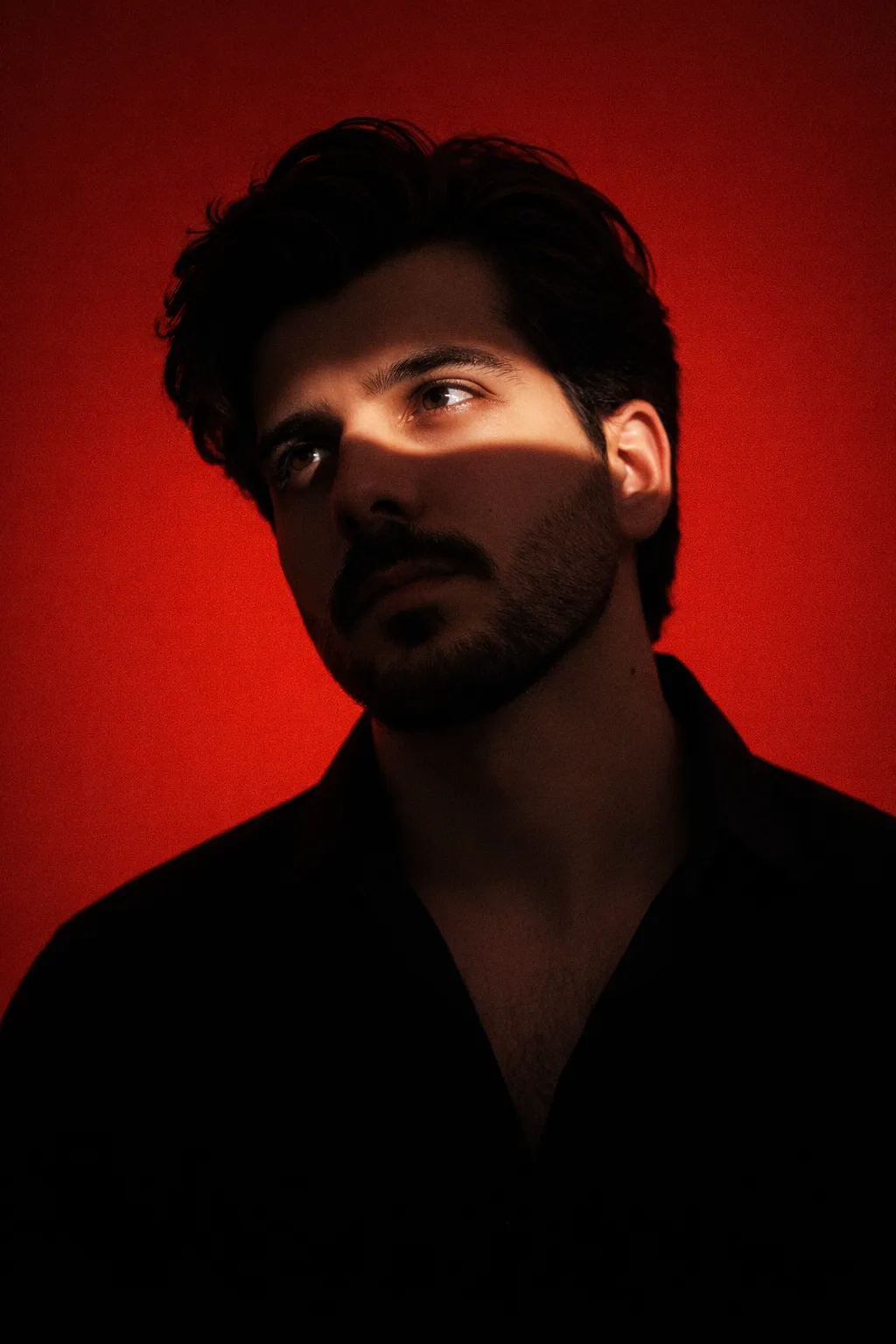 teal-and-orange-cinematic-portrait-split-lighting